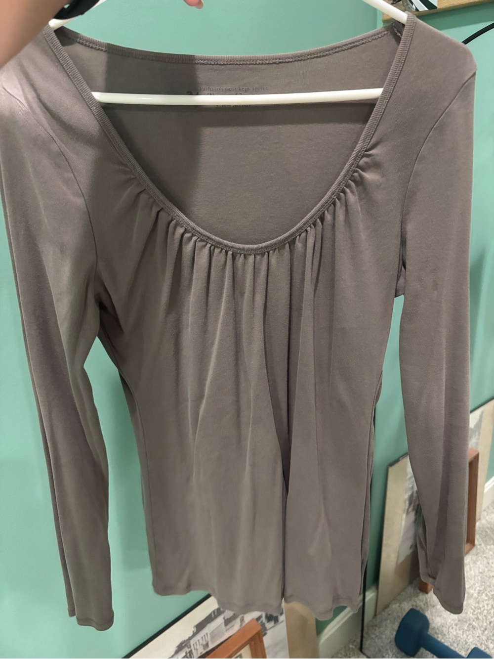 Women's Long Sleeve Scoop Neck Top